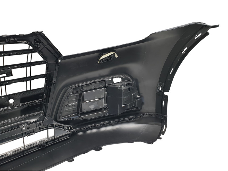 Передній бампер  ( S-Line ) V2 на Audi Q5 80A 2016-2020 року