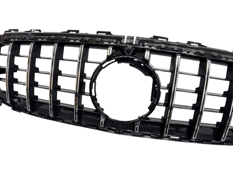 Решітка радіатора  GT Chrome Black на Mercedes-Benz CLA-Class C118 2023-2025 року
