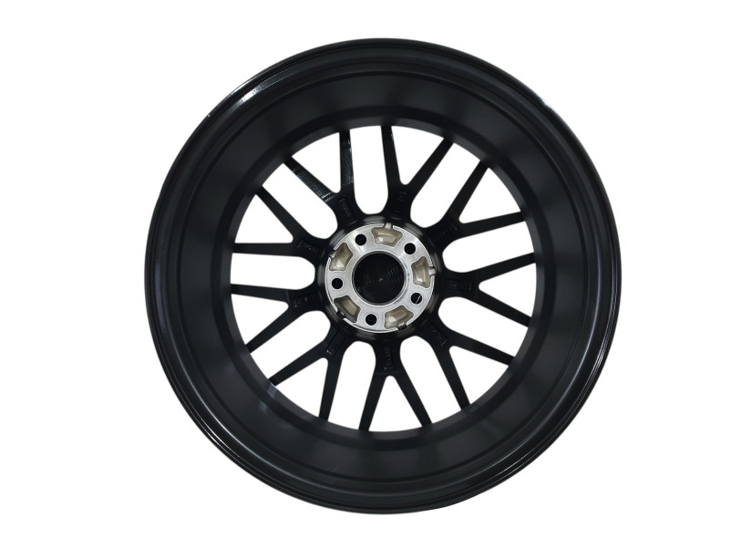 R18 MYB Диски ( одноширокі 8,0J ET36 ) на Mercedes-Benz A-Class W176 2012-2015 року