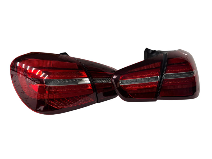 Задні ліхтарі  LED ( апгрейд в GLA X156 2017+ ) на Mercedes-Benz GLA-Class X156 2013-2017 року