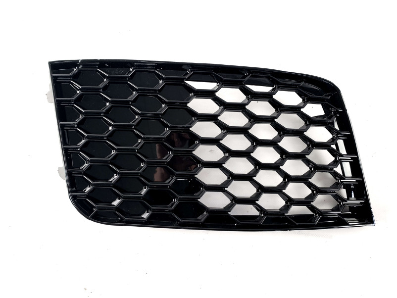 Решітки в бампер Full Black ( RS бампер ) на Audi A3 8V 2012-2016 року